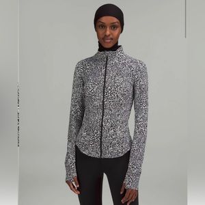 LuLuLemon Instill Jacket (Warped Grain Alpine White Black) (size 12)